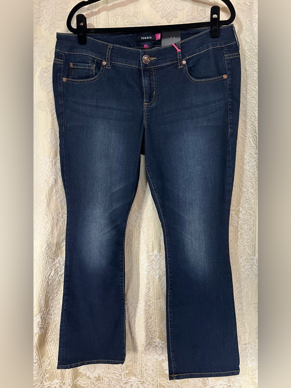 Torrid Denim Size 16 Dark Wash Bootcut Stretch Jeans NWT Embroidered Pockets